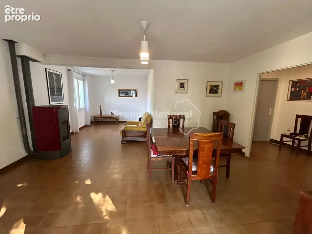 Maison de plain-pied 3 chambres sur parcelle de 640 m² avec piscine et garage - Saint Didier - photo 3