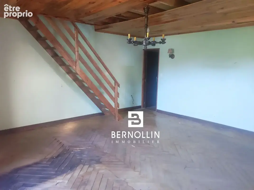 Maison de village mitoyenne à rénover en pierre de 90 m2 avec terrain à Cuisiat - photo 8