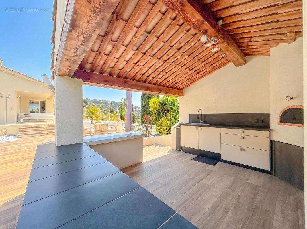 Maison à LA COLLE-SUR-LOUP