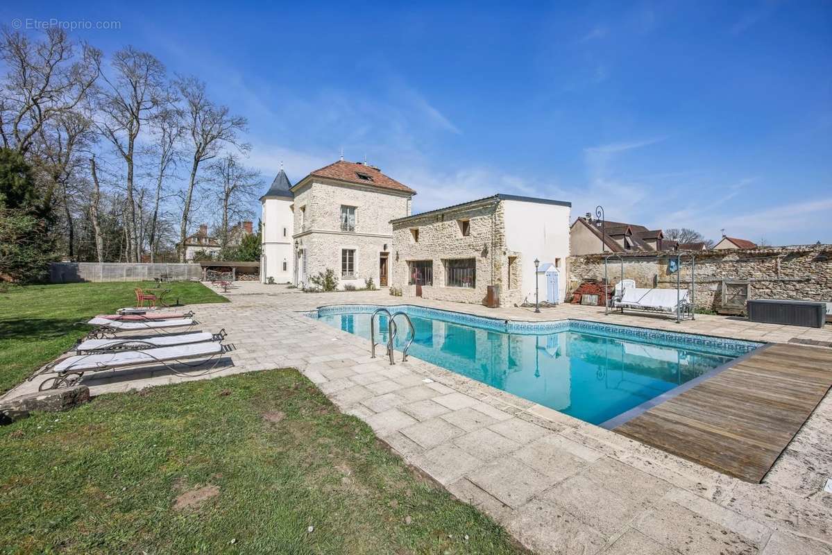 Maison à RAMBOUILLET