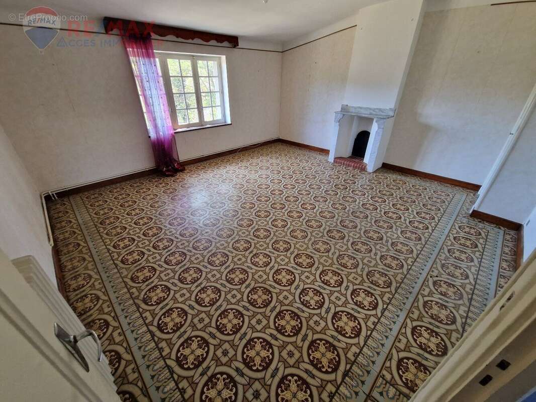 Maison à PEYRIAC-MINERVOIS