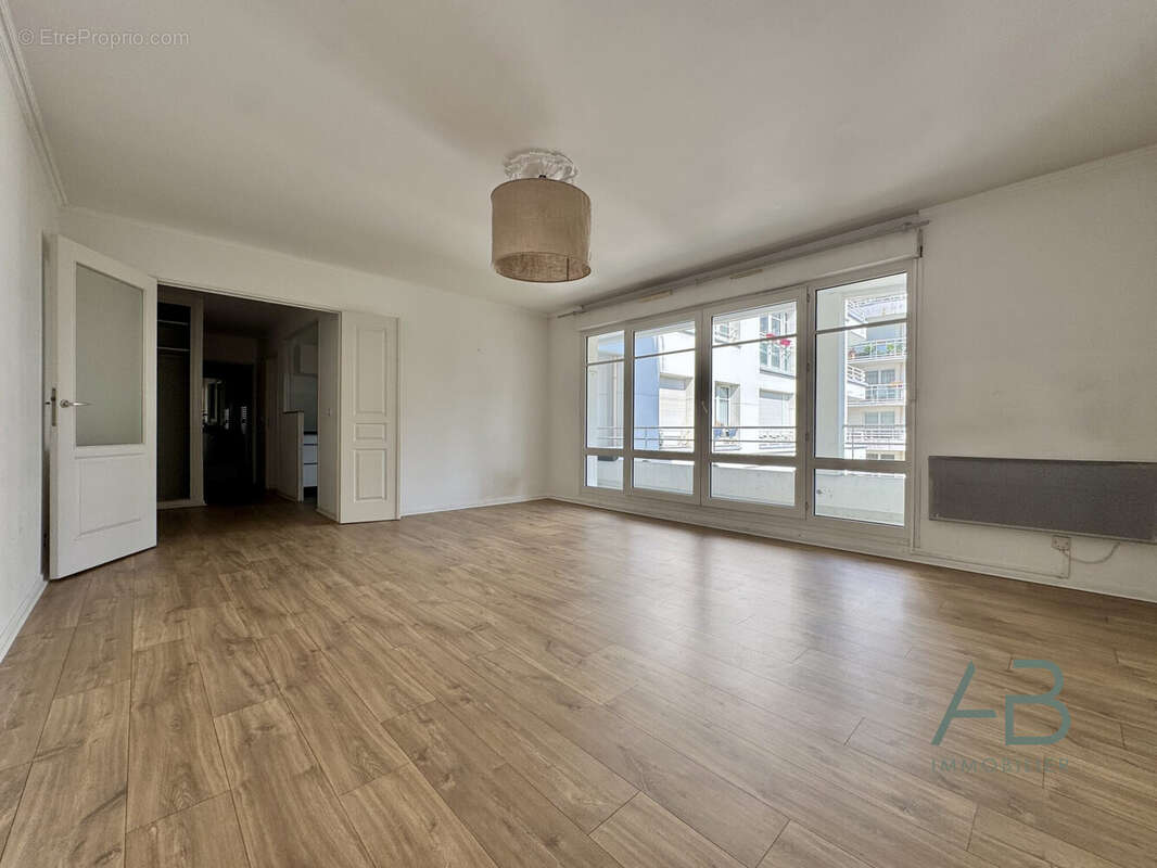 Appartement 55 m² à Lille  - photo 3