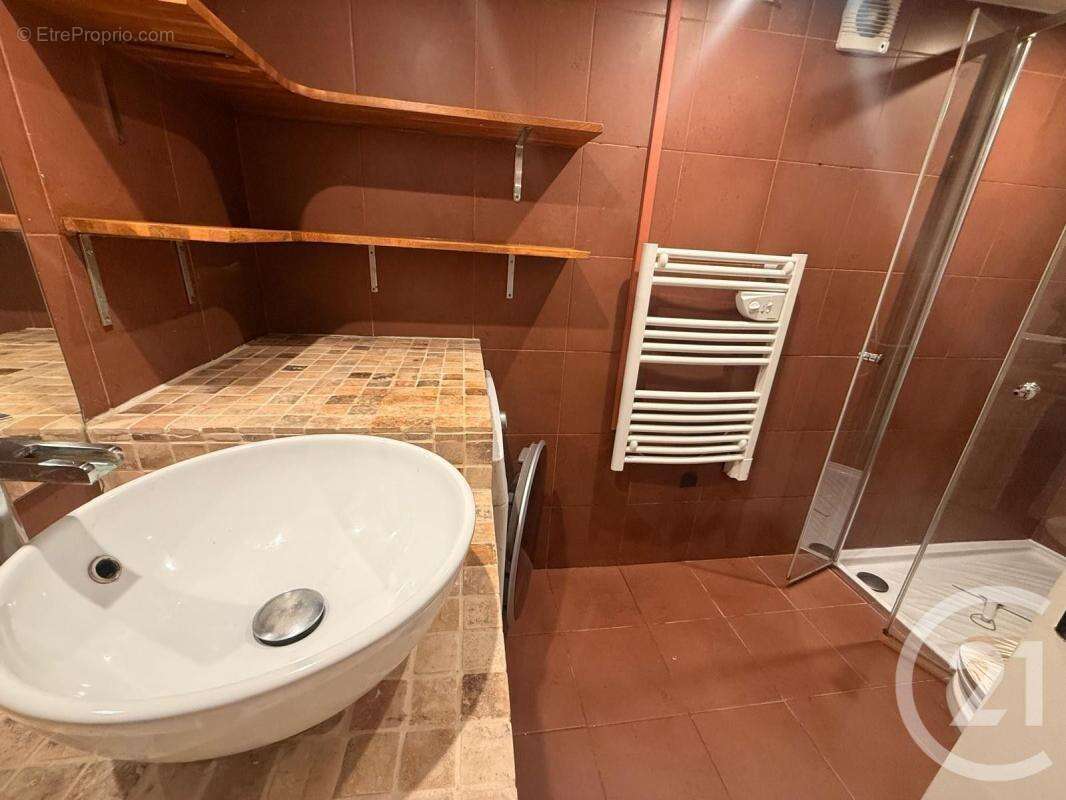 Appartement à FONTENAY-SOUS-BOIS