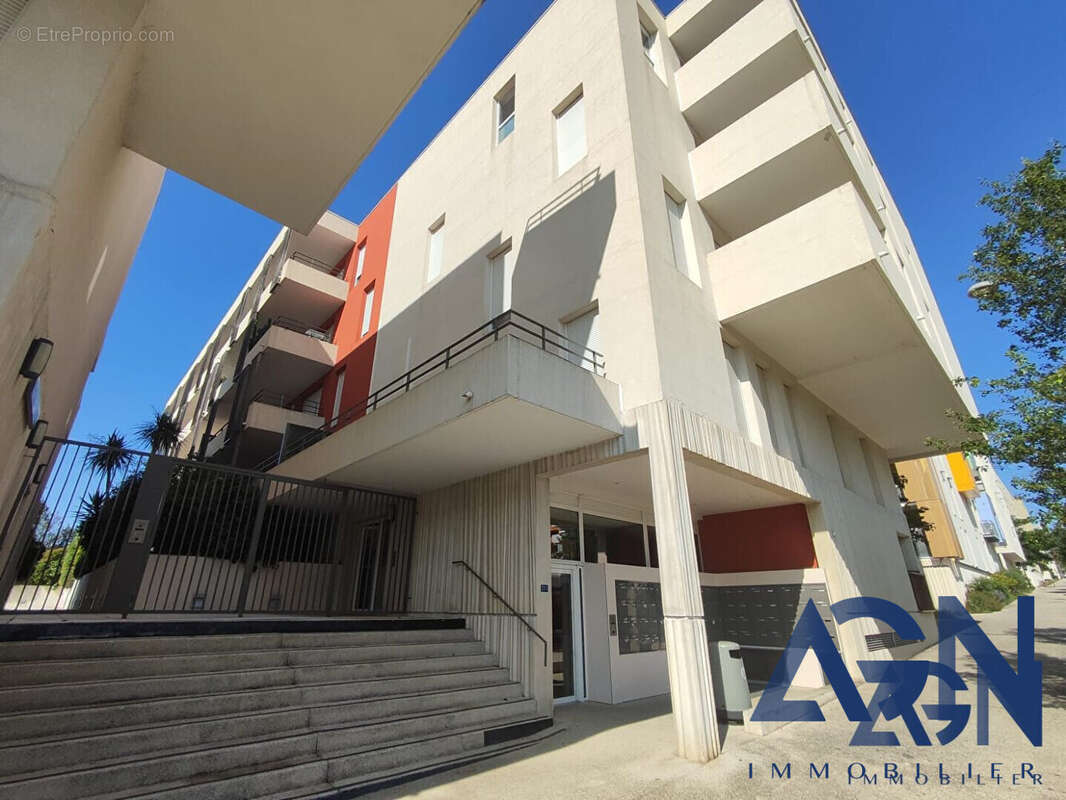 Appartement à JUVIGNAC