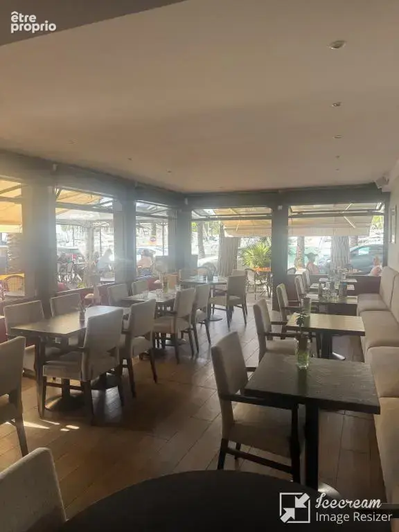 Vend restaurant brasserie 220m2 marina baie des anges - photo 2