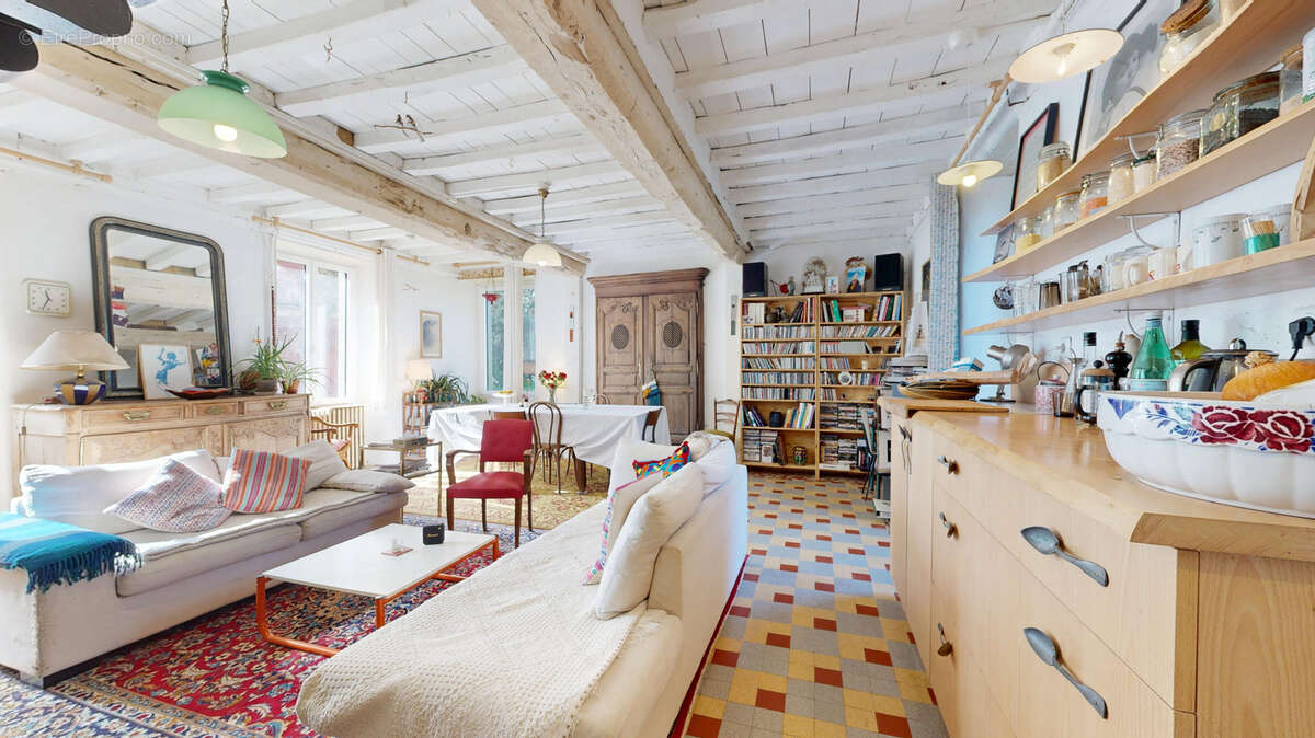 Maison à SAINT-DENIS-LE-GAST