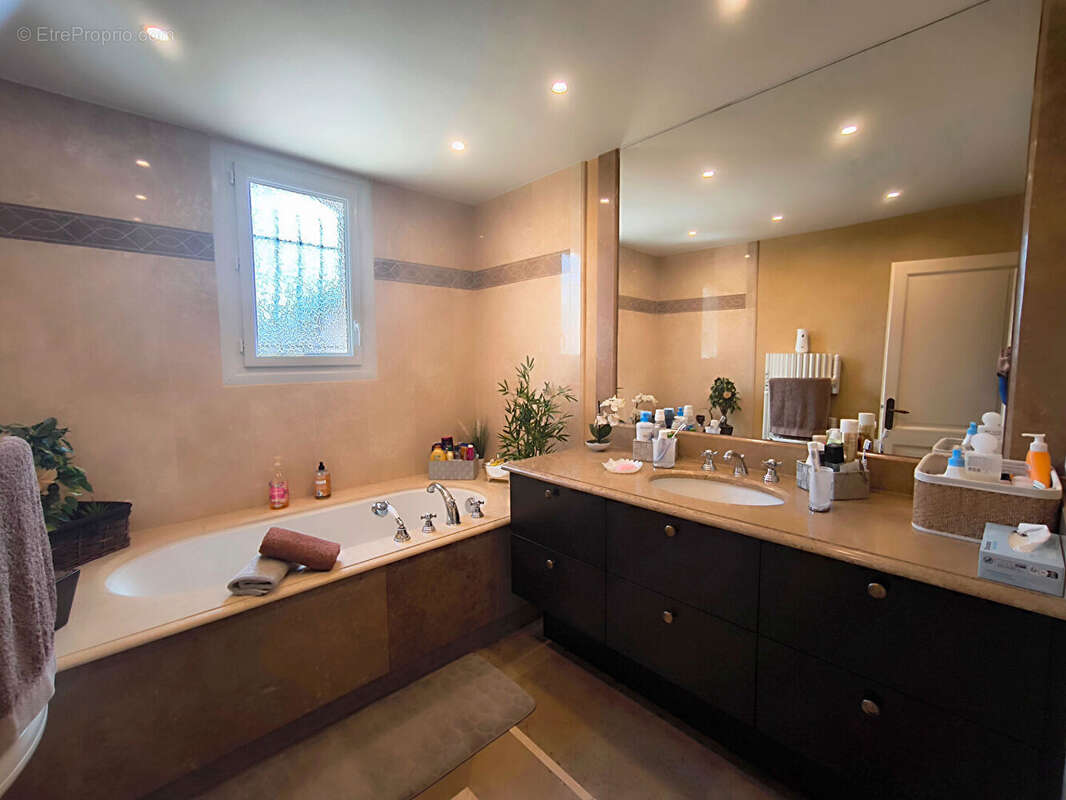 Maison à CARCASSONNE