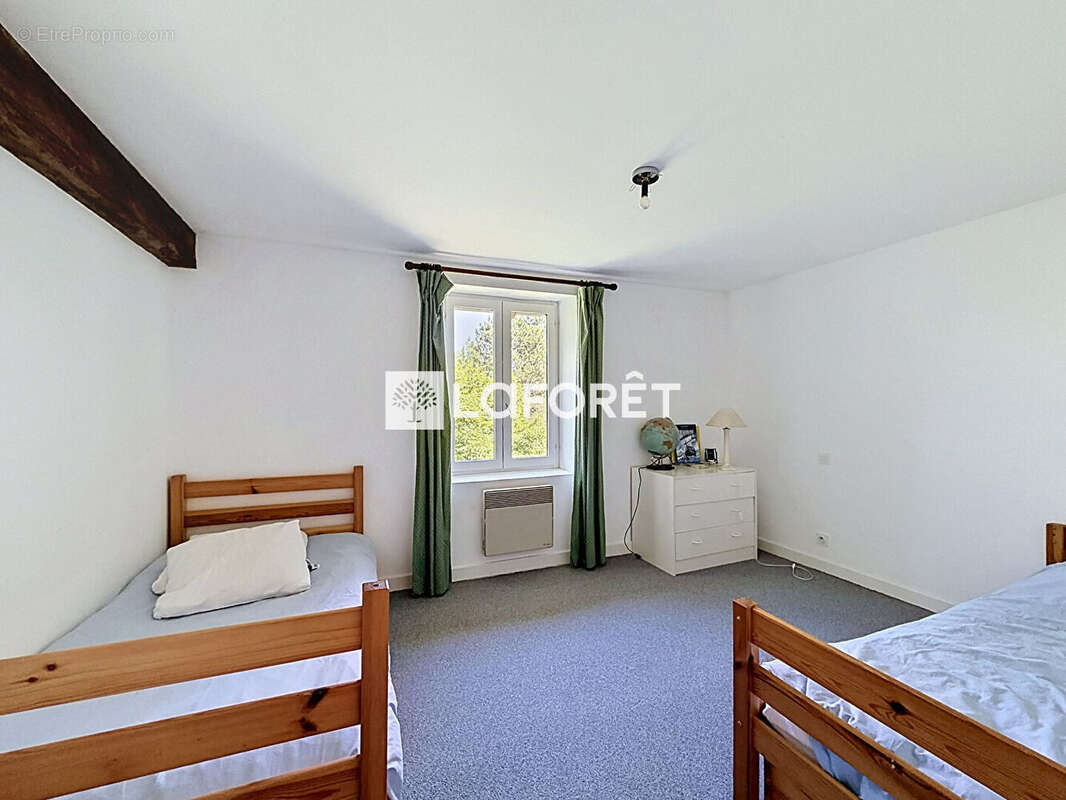 Maison à vendre Saint Julien Sur Veyle 10 pièce(s) 268.03 m2 - photo 15