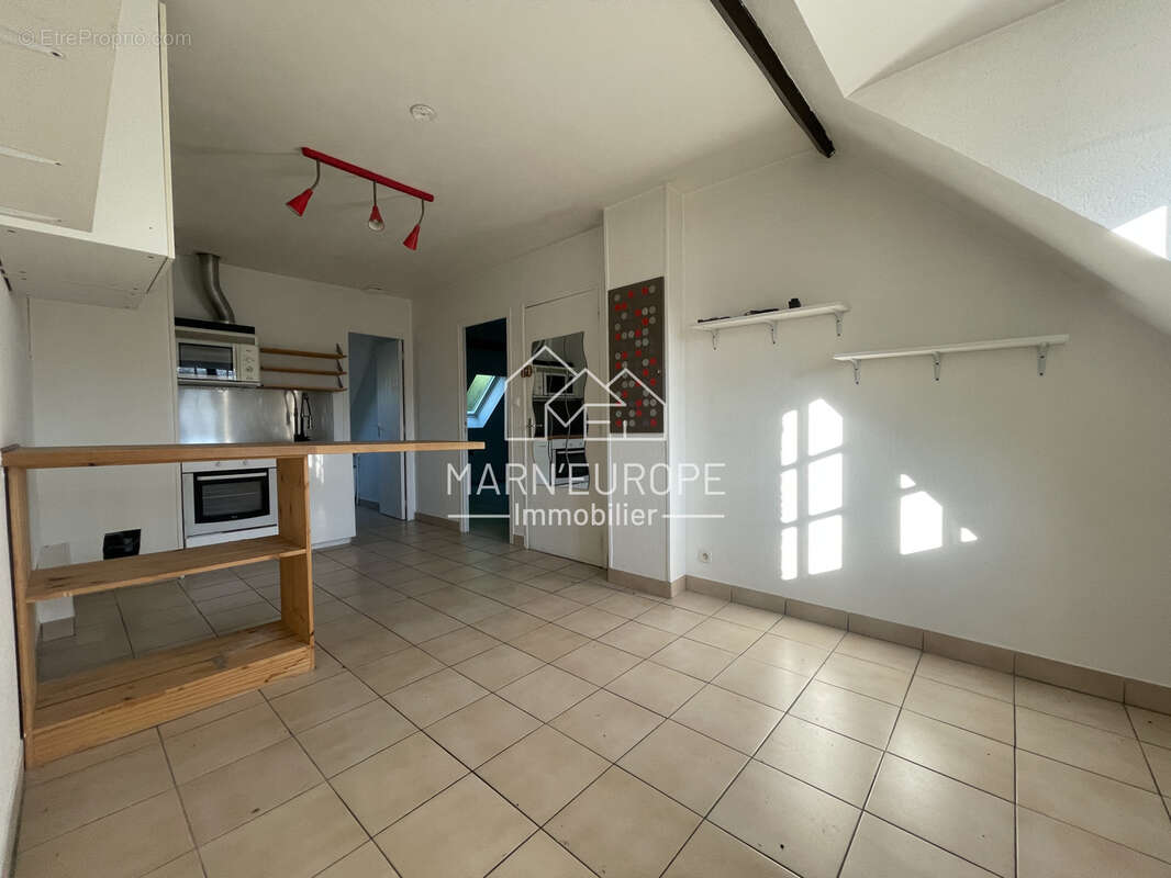 Appartement à VILLIERS-SUR-MORIN