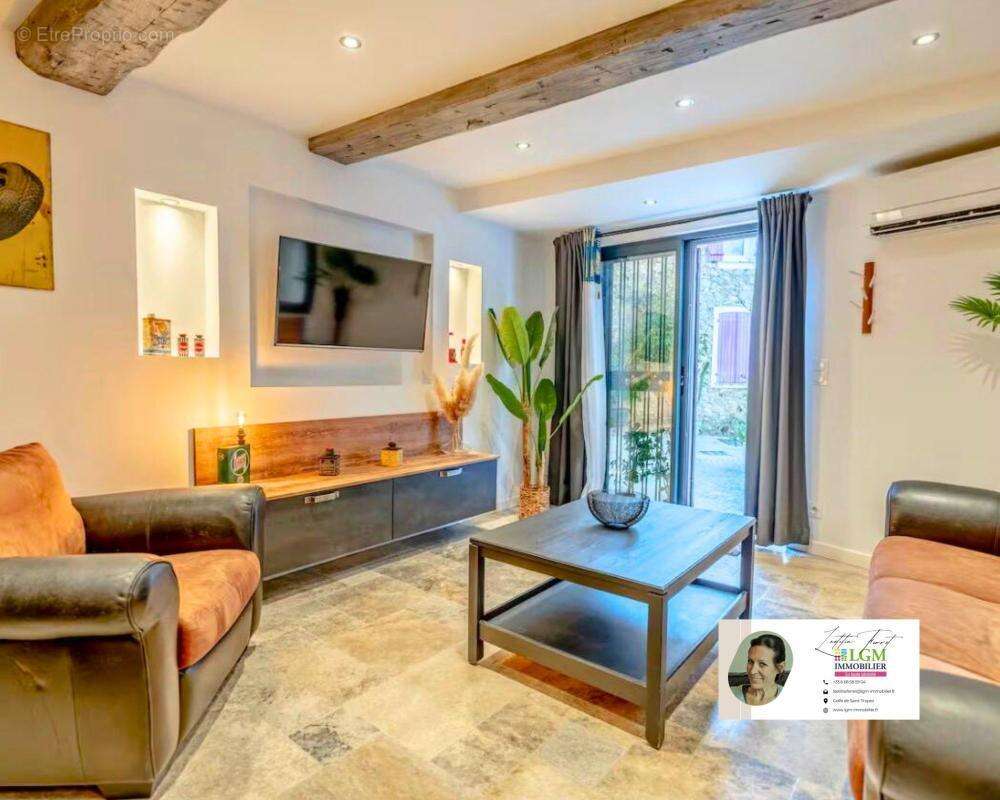 Maison à PLAN-DE-LA-TOUR