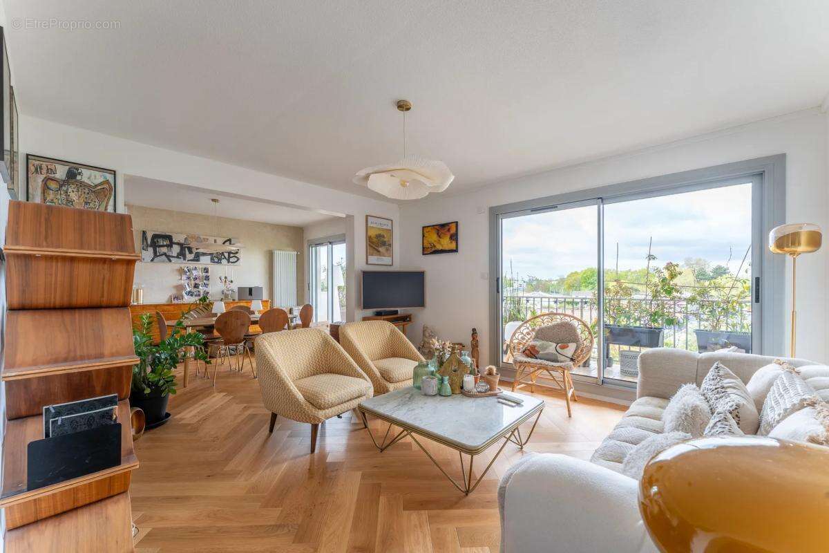 Appartement à BORDEAUX