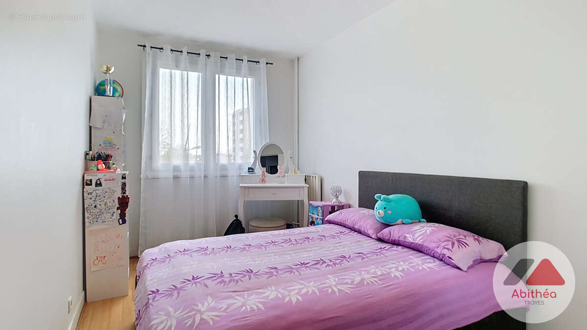 Appartement à LA CHAPELLE-SAINT-LUC