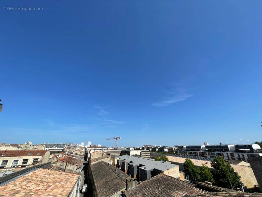 Appartement à BORDEAUX