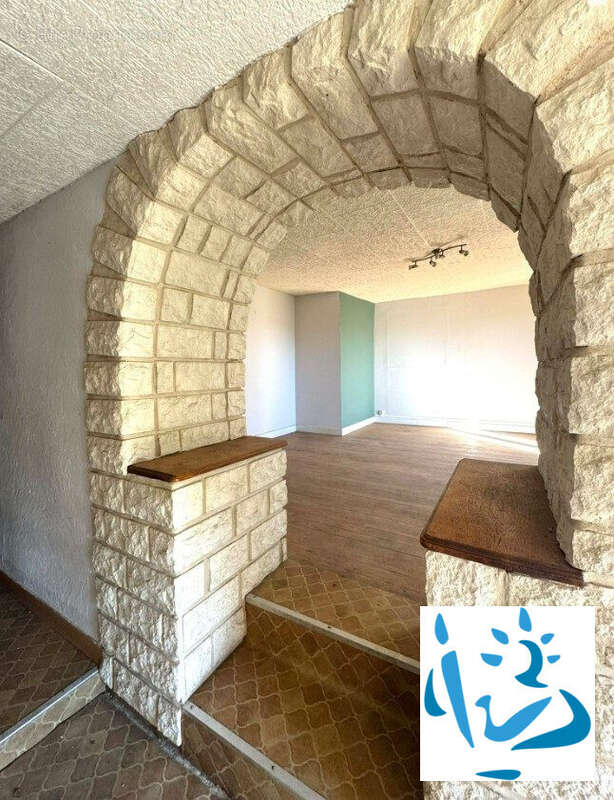 Maison à LES DEUX-VILLES