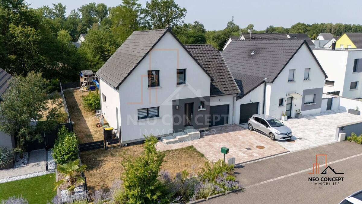 Maison à OBERHOFFEN-SUR-MODER