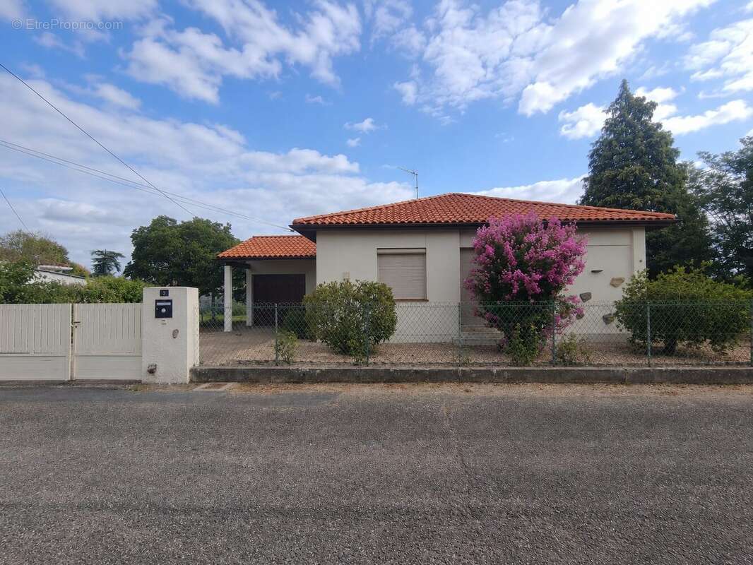 Maison 90 m² à Libourne  - photo 2
