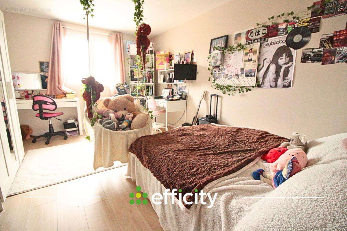 Maison à MEZIDON-CANON