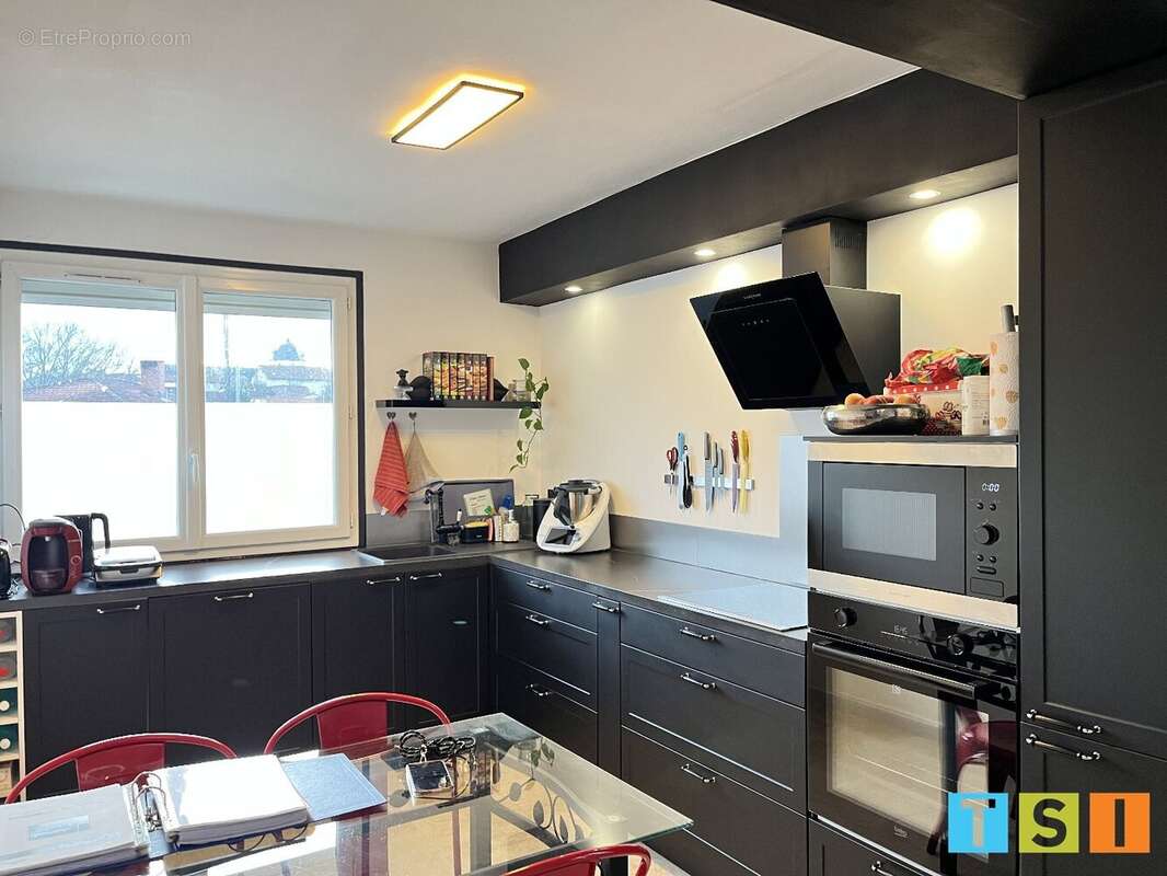 Maison à MONTREJEAU