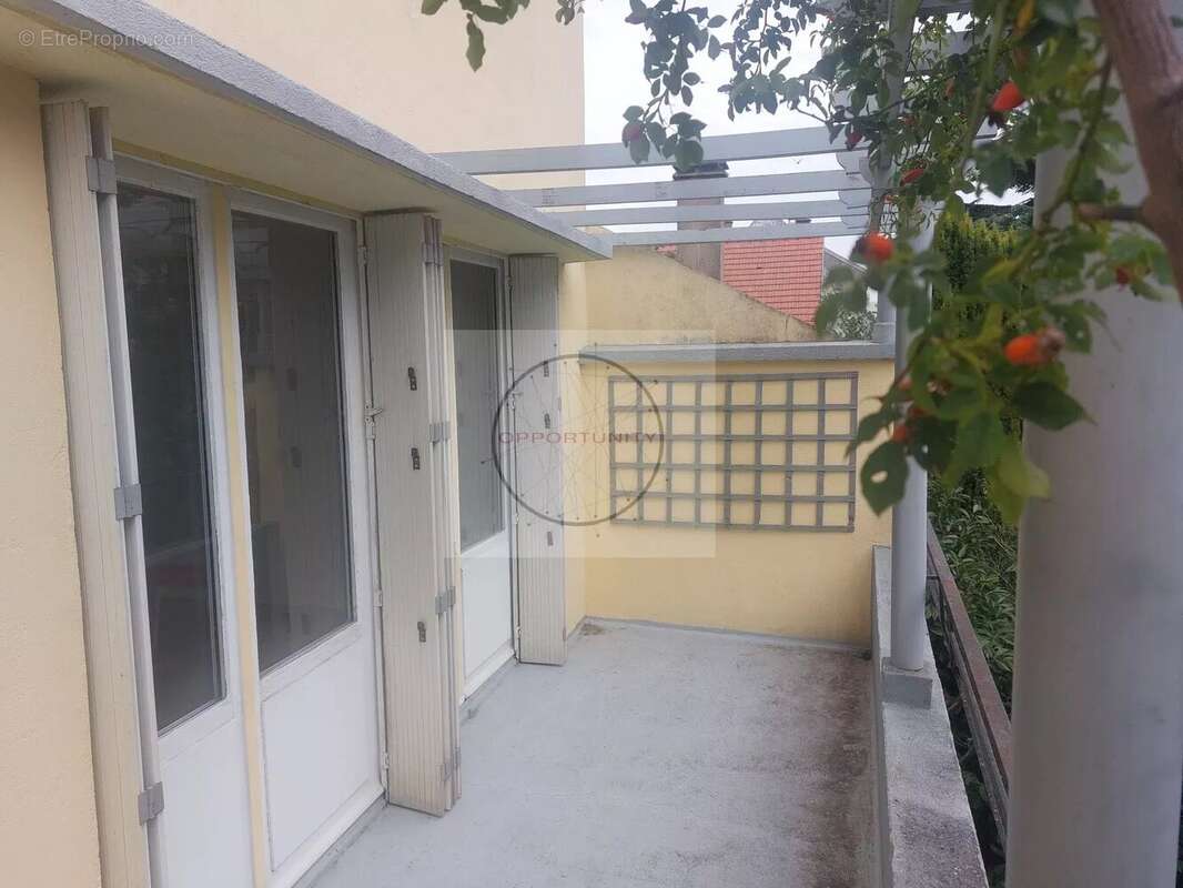 Maison 232 m² à Montreuil  - photo 4
