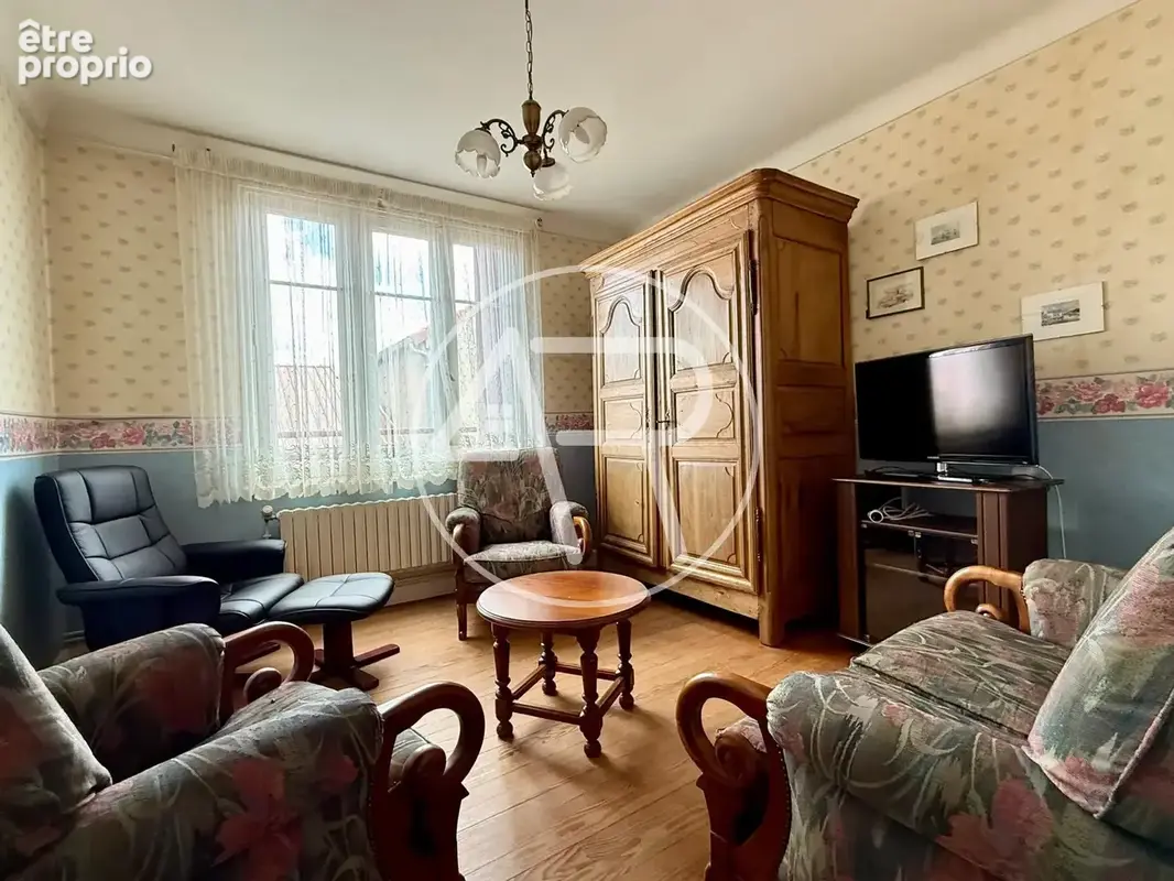 Maison traditionnelle proche des commerces   Brioude - photo 5