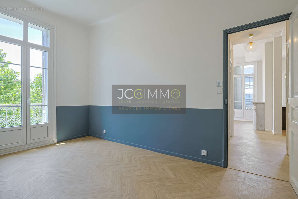 Appartement de charme Gambetta  - T4 de 88 m2 - balconnets - cave et grenier - photo 13