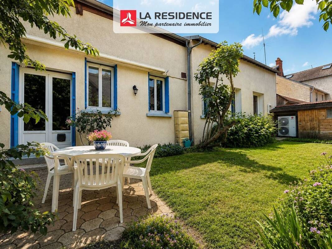 Maison à BONNIERES-SUR-SEINE