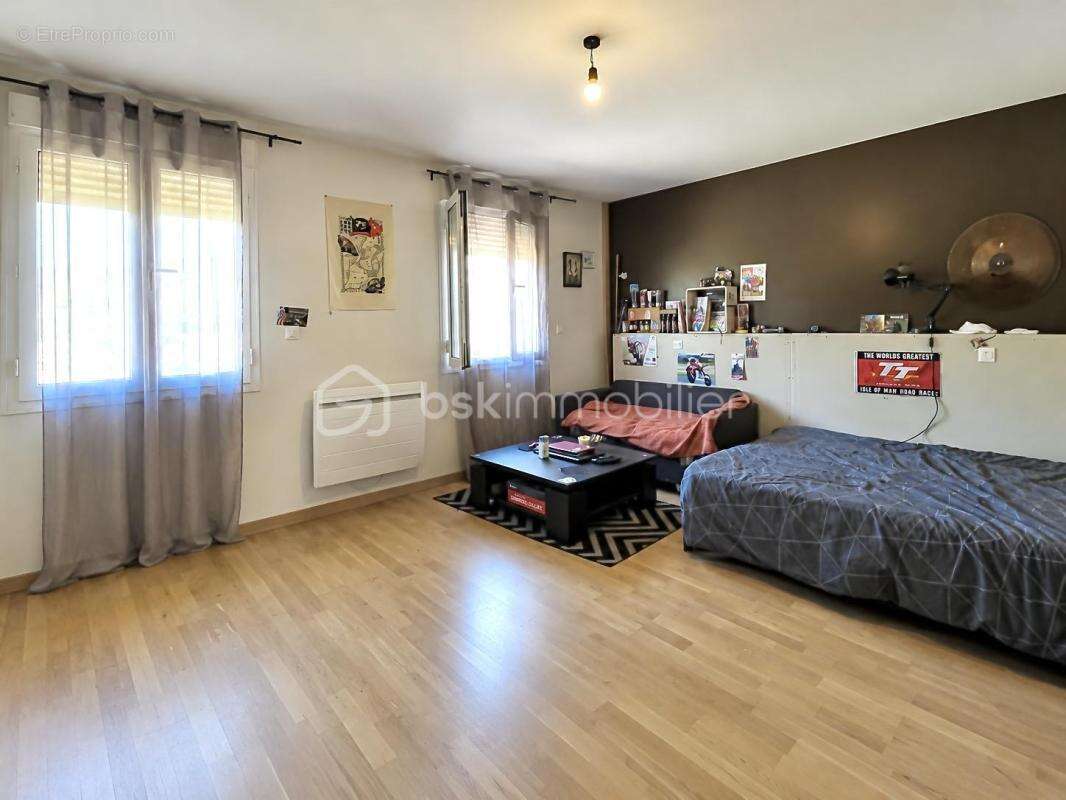 Maison à MONTATAIRE