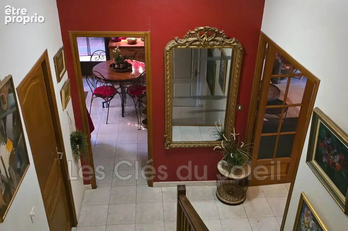 Maison 6 pièces 133 m² à vendre à Hyeres (83400) - photo 8