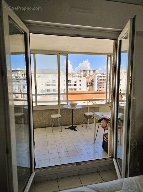 Appartement à MARSEILLE-8E
