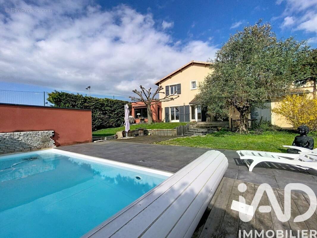 Photo 1 - Maison à CHARLY