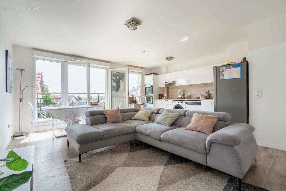 Appartement à ROSNY-SOUS-BOIS