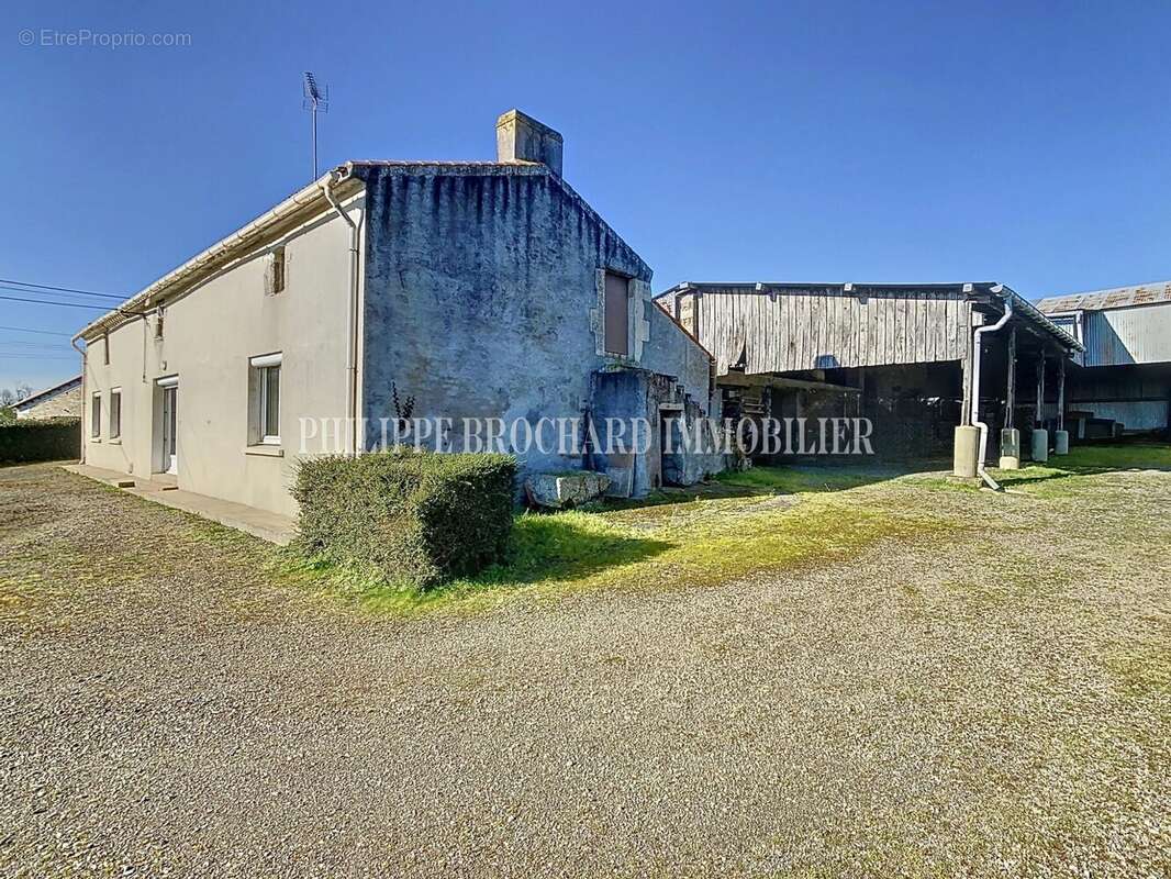 Maison à MAREUIL-SUR-LAY-DISSAIS