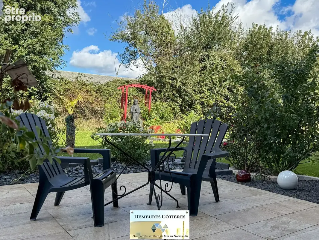 Octeville-sur-Mer   Propriété contemporaine de 253 m2 avec garage, hammam et jacuzzi - photo 10