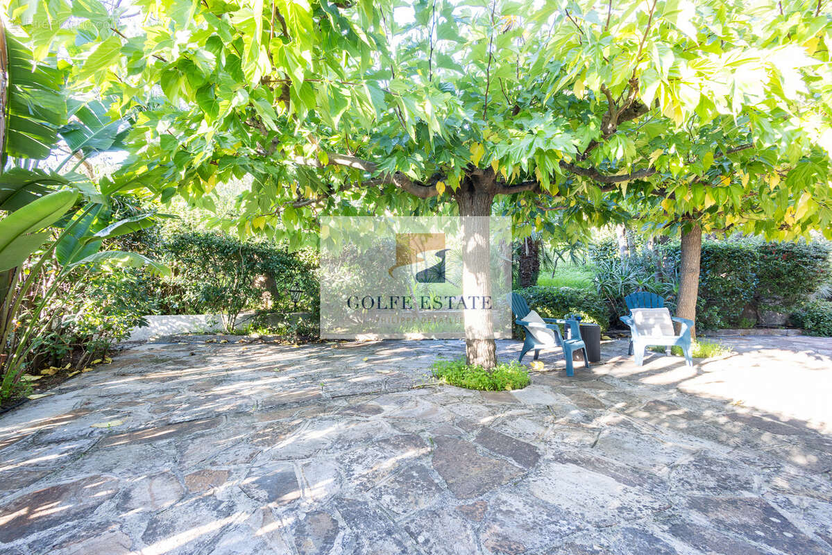 Maison à LA CROIX-VALMER
