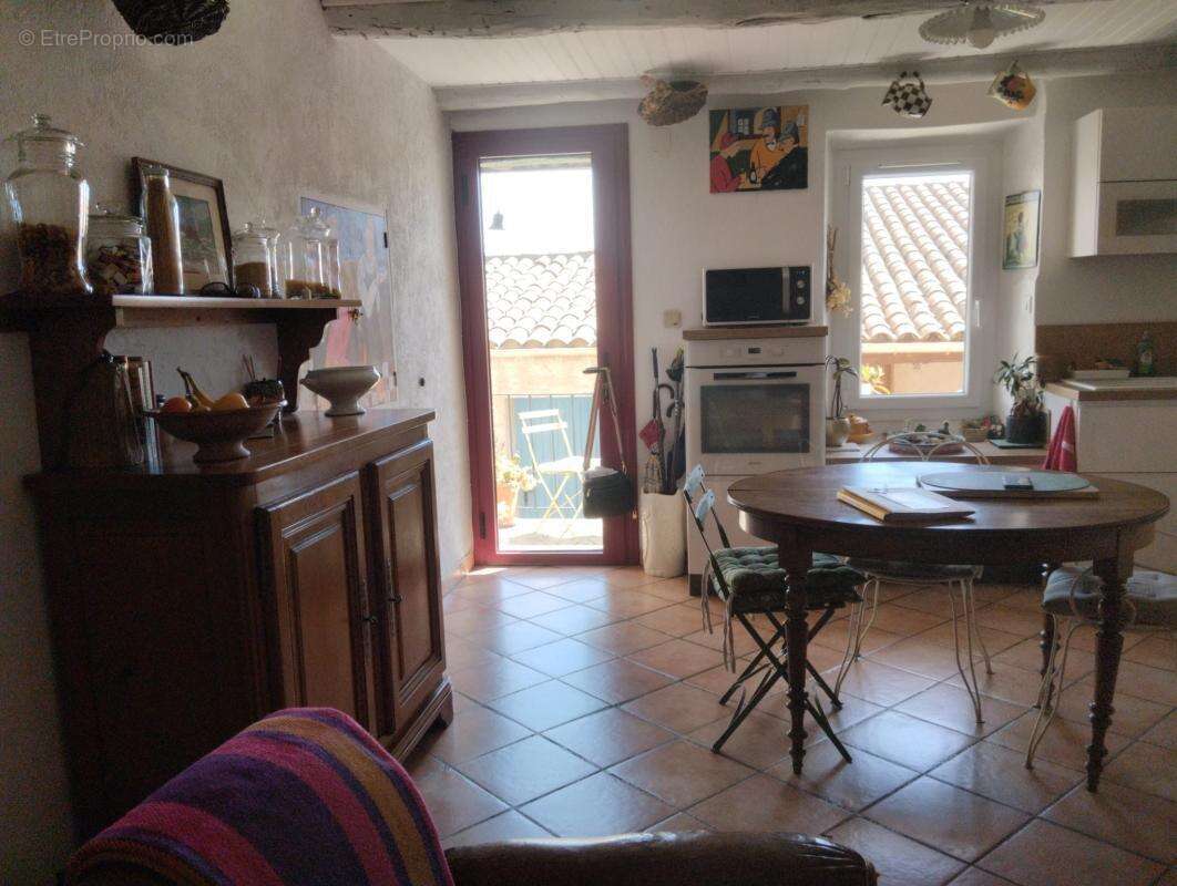 Maison à GREOUX-LES-BAINS