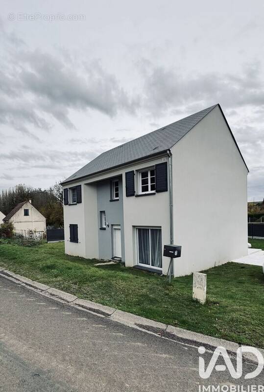 Photo 1 - Maison à CROISSY-SUR-CELLE