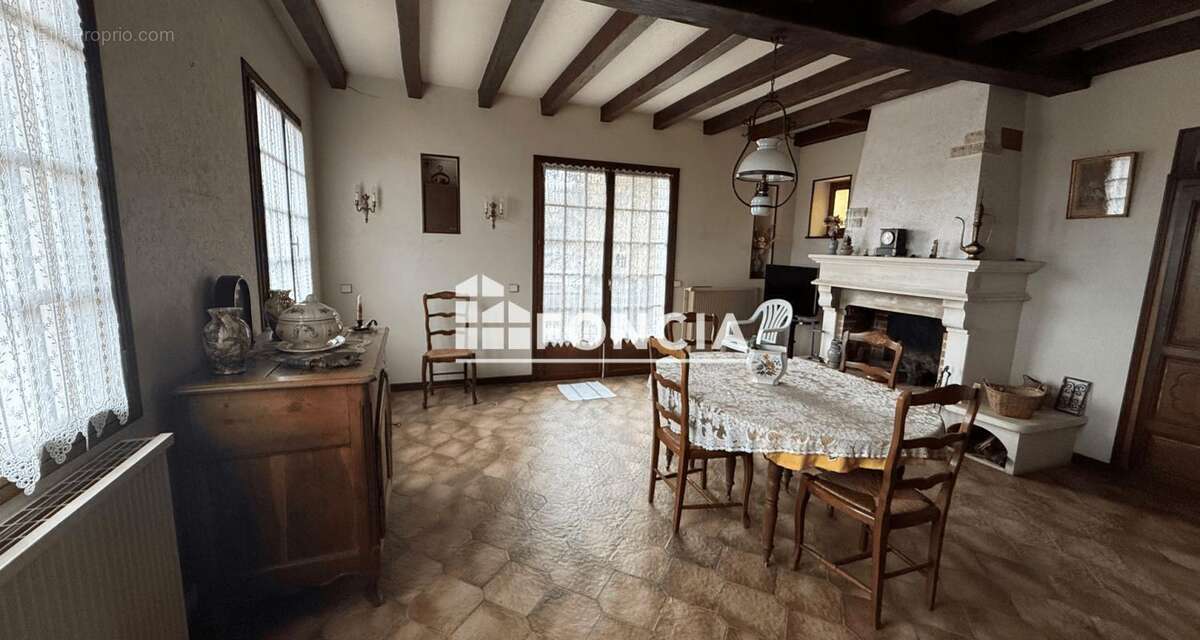 Maison à PORTS