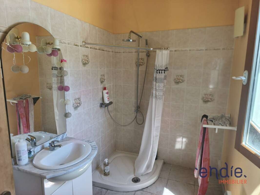 Maison a vendre 8 pieces (167 m²) à cosne d'allier - photo 17