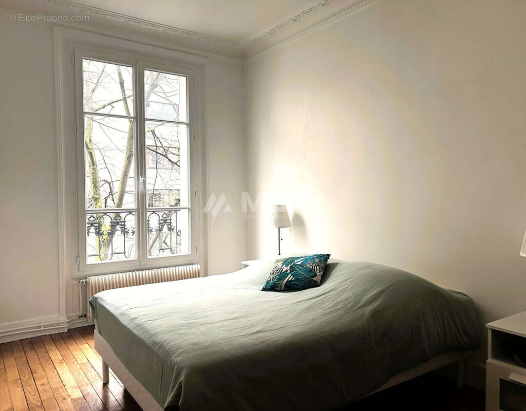 Appartement à PARIS-20E