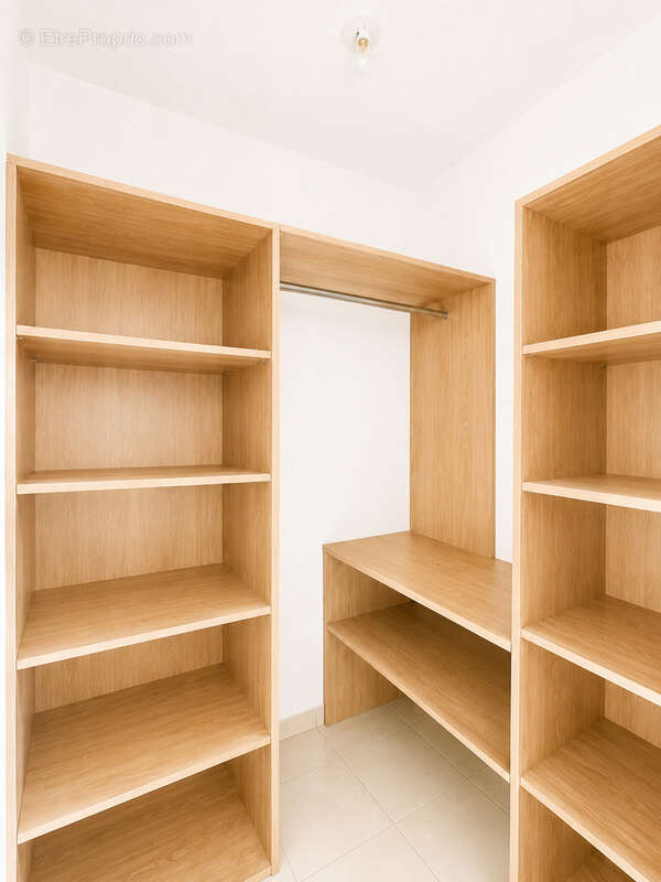Appartement à MARSEILLE-14E