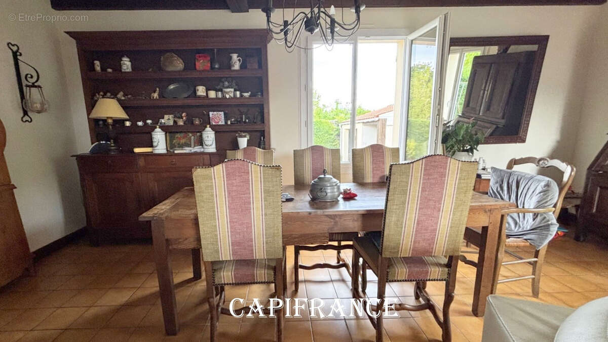 Maison à vendre 4 pièces PORT D'ENVAUX (17) - photo 2