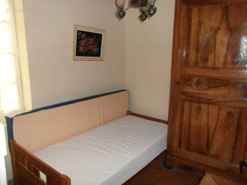 Maison à LES MAGNILS-REIGNIERS