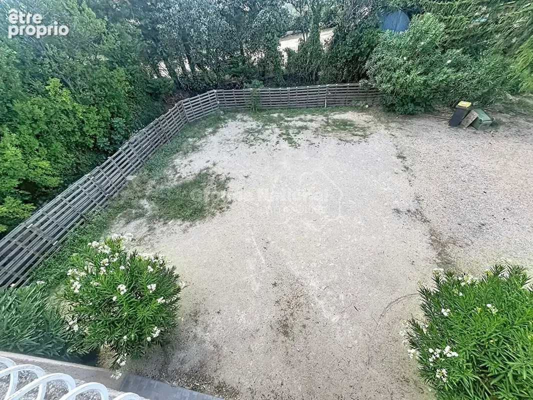 Appartement T3 de 86 m² avec jardin privatif de 340 m² & Grand Garage Châteauneuf-du-Pape - photo 5