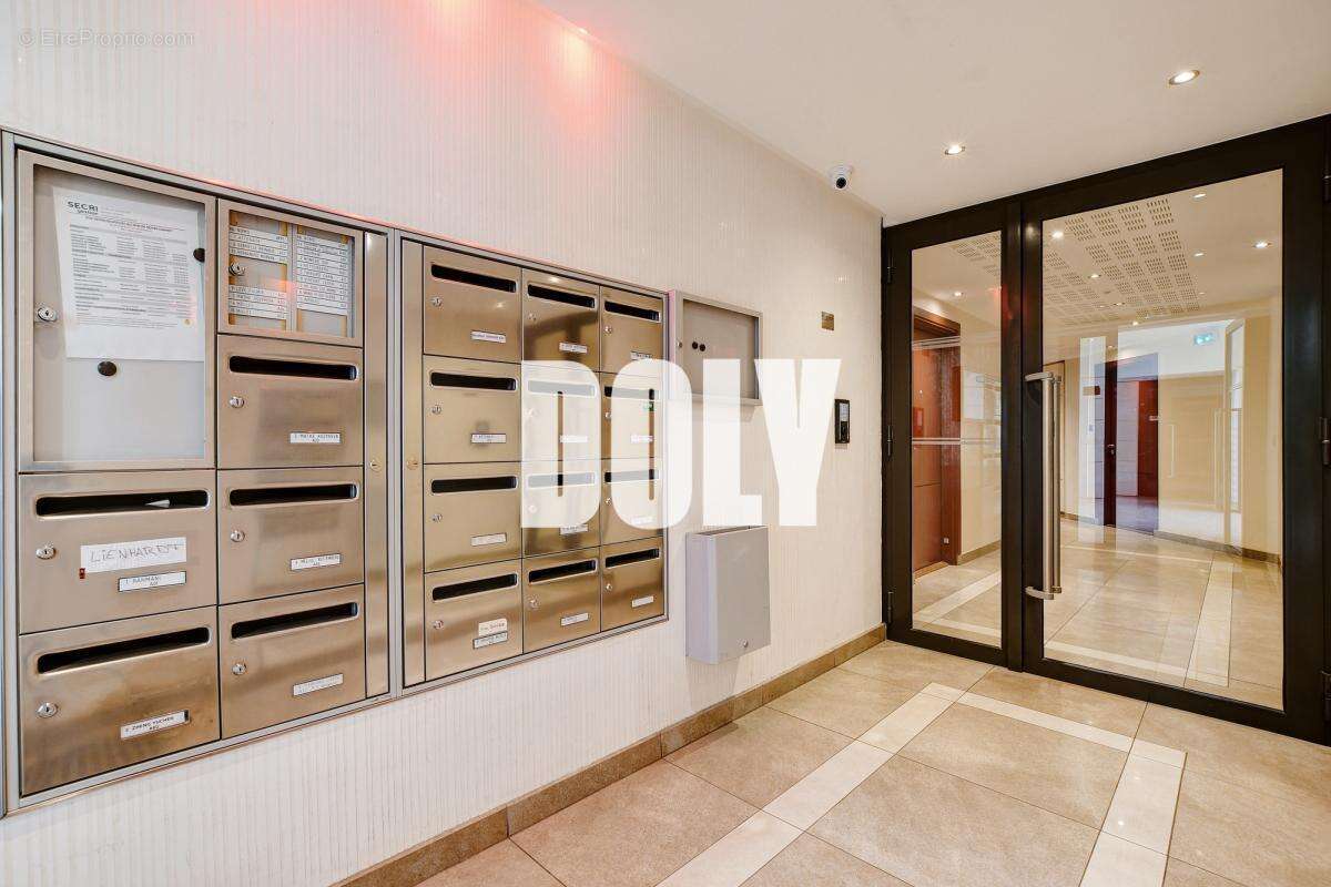 Appartement à LEVALLOIS-PERRET