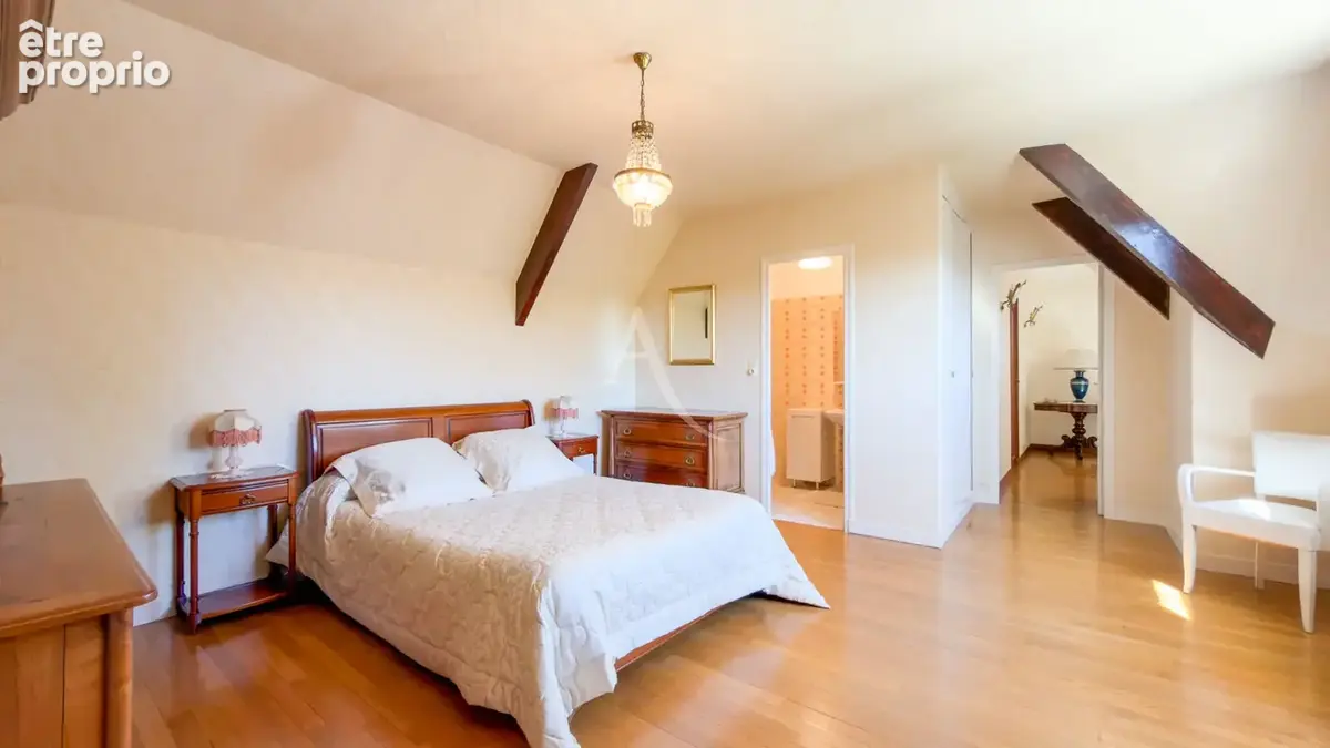 Belle propriété de 7 pièces de 160 m2. - photo 9