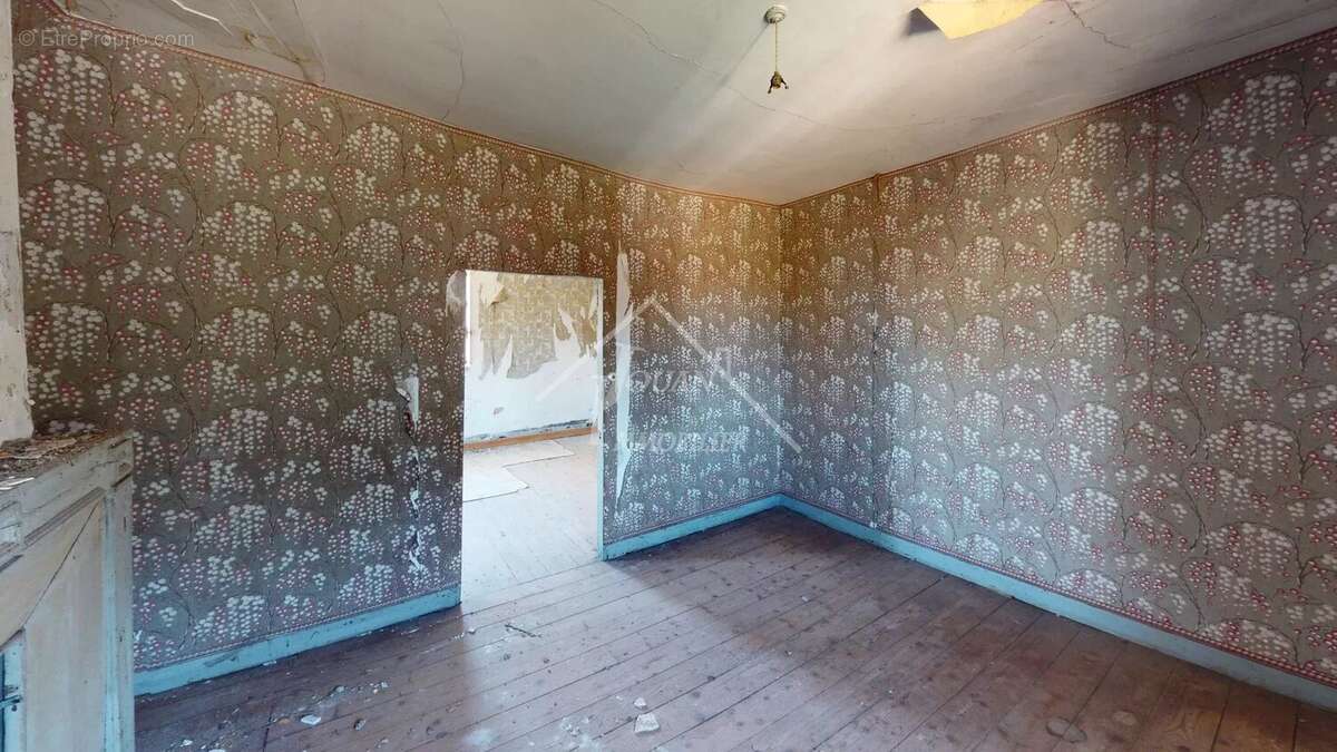 Maison à SALIGNY-SUR-ROUDON