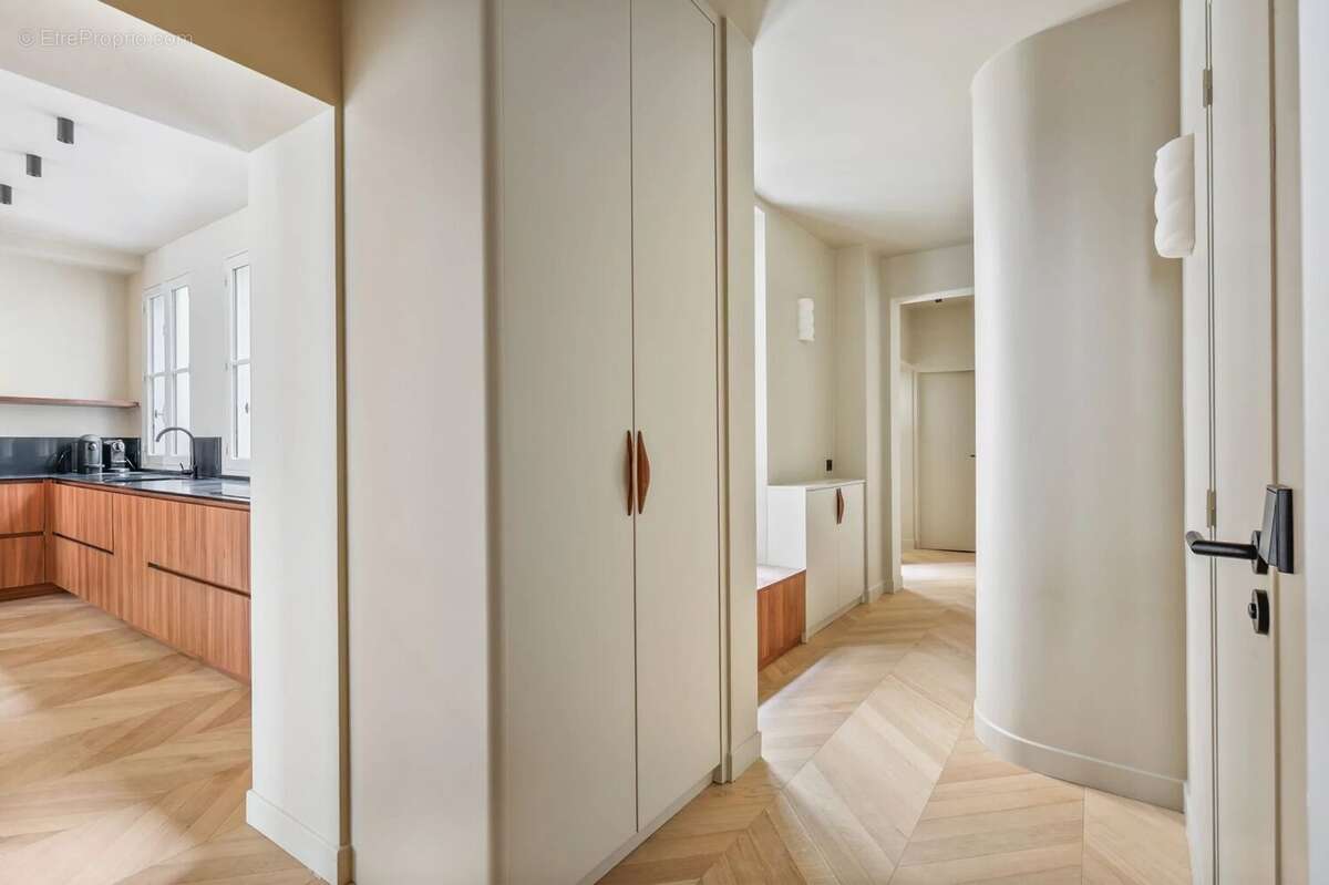 Appartement à PARIS-9E