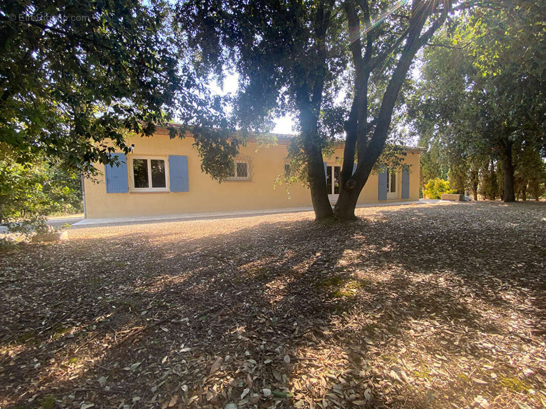 Plain-pied avec jardin et garage - photo 13