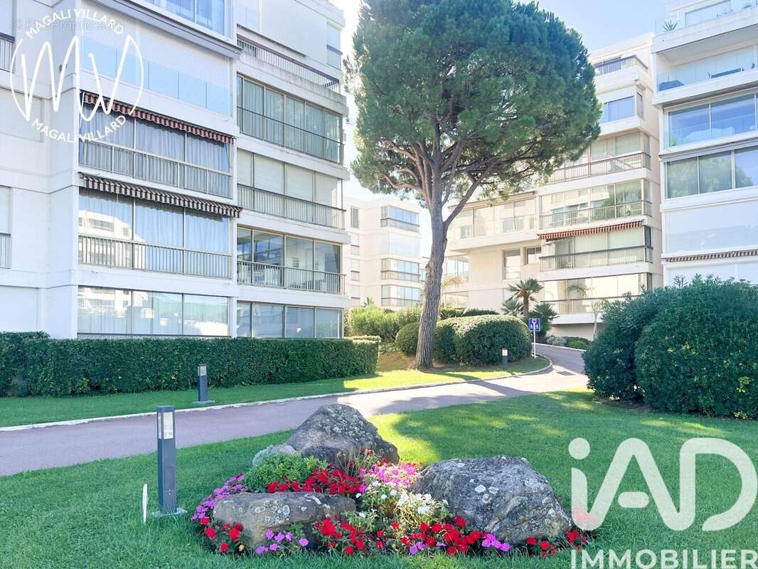 Photo 2 - Appartement à MANDELIEU-LA-NAPOULE