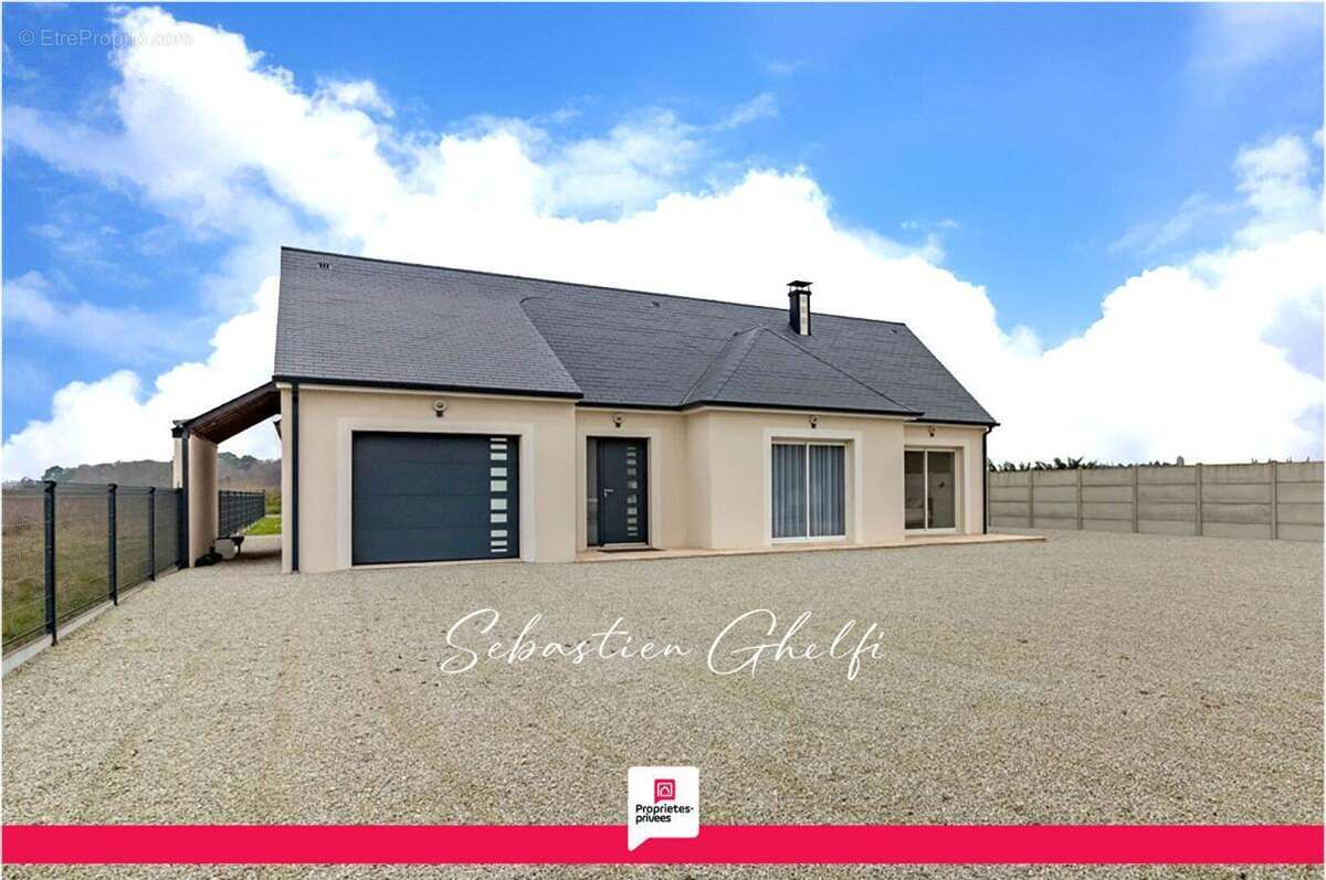 Maison à CONTRES